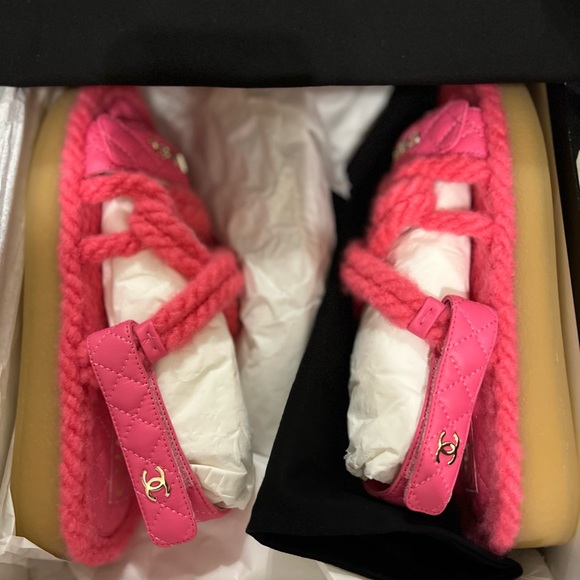 Chanel Cord Lambskin Quilted Logo Pink Sandals in 36.5 - Picture 4 of 13